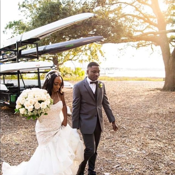 Beautiful Mermaid Wedding Dress - Picture 6 of 6